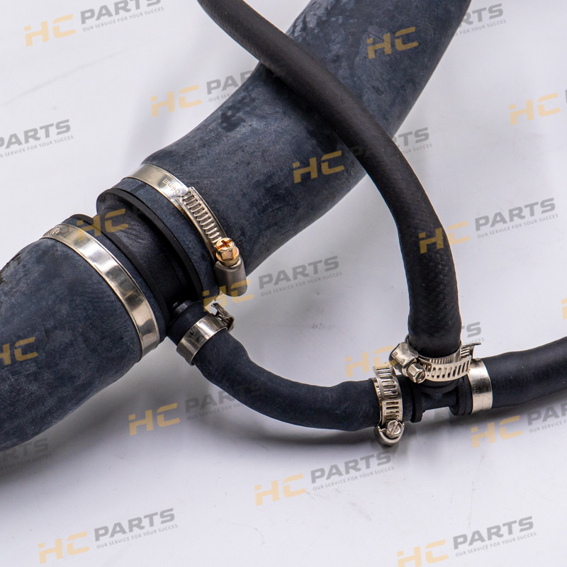 Верхний патрубок радиатора JCB Hose - 3CX 4CX T3 AZERI PARTS