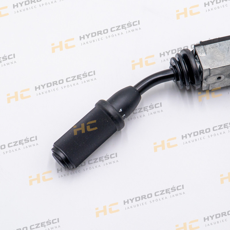 Передний/задний переключатель привода JCB-3CX 4CX POWERSHIFT OEM