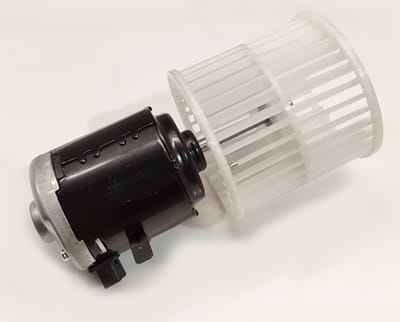 Двигатель воздуходувки 3m760-57020