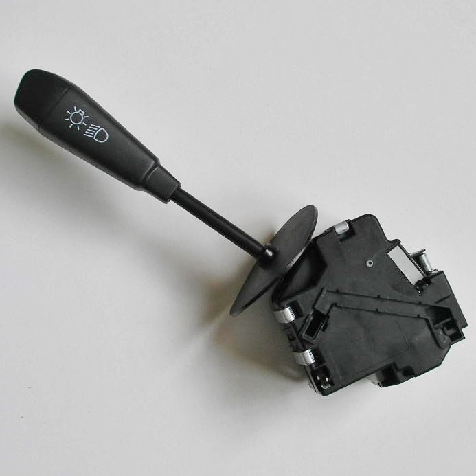 Выключатель дальнего света Fermec 860