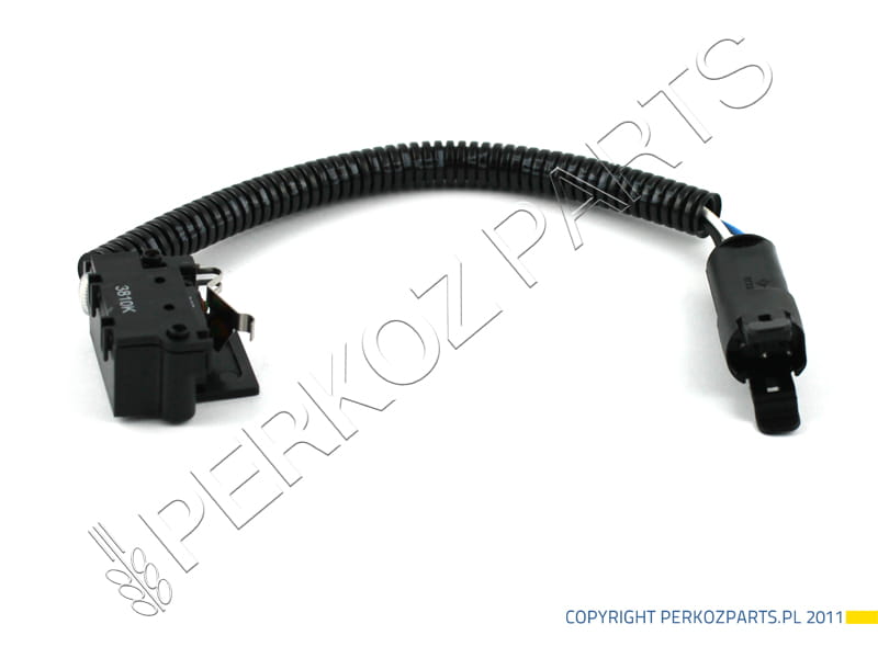 ПЕРЕКЛЮЧАТЕЛЬ РУЧНОГО ТОРМОЗА (ПЯТЬ КАБЕЛЕЙ) НОВЫЙ КОРПУС STEYR 84142375-87364942